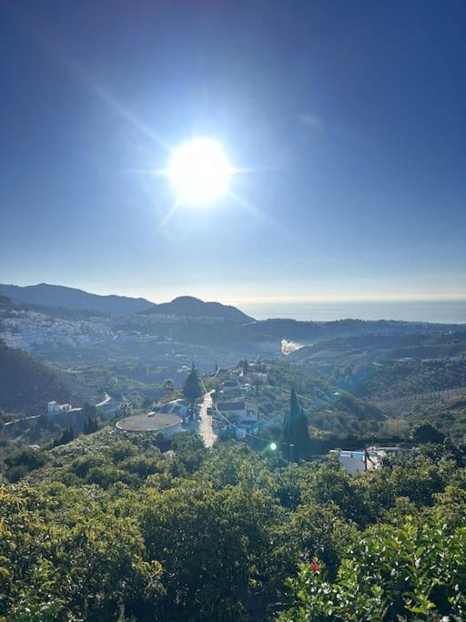 Villa En Frigiliana Con Piscina, Jacuzzi Y Espectaculares Vistas Exterior photo